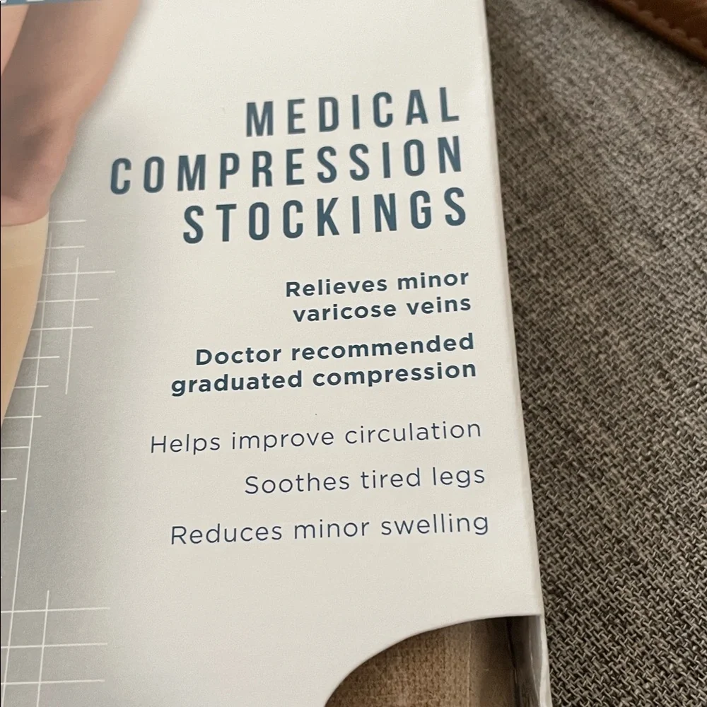Truform leg health medical compression socks beige unisex size C 9808 New in box